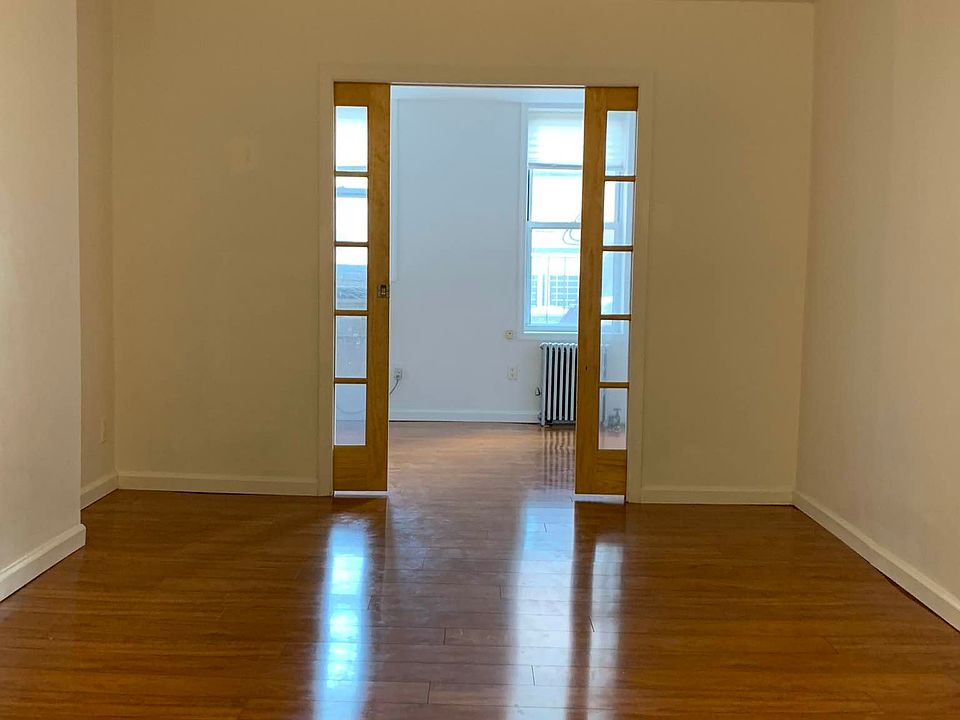 1st image of 111 Chrystie St APT 10