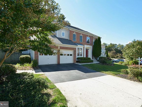 2nd image of 6610 Mainsail Ct