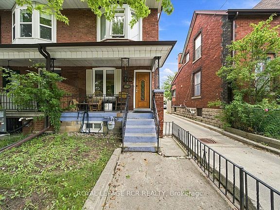 2nd image of 966 Shaw St