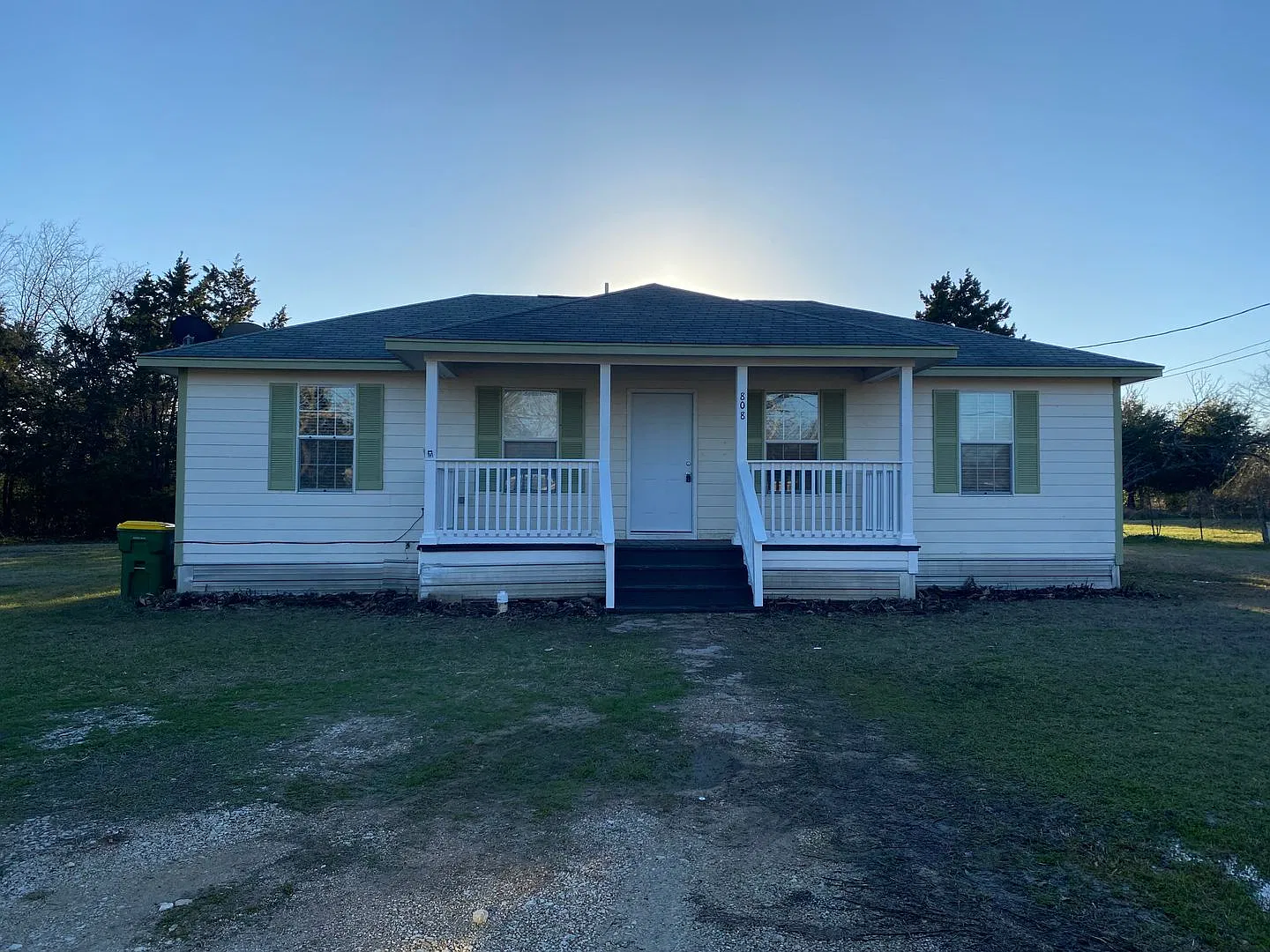 3 Bedroom, 2 Bathroom Home for Rent in Groesbeck TX — Photo 1