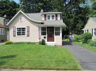 228 Dorking Rd, Rochester, NY 14610