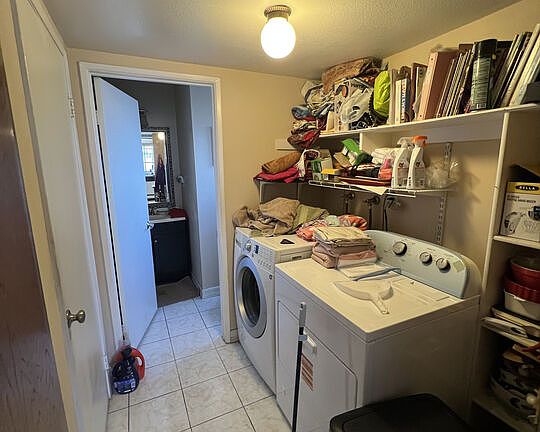 4th image of 19620 Roscoe Blvd Unit D