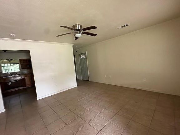 2nd image of 114 Ruth Dr