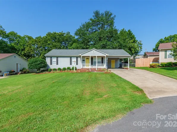 103 Chadwick Cir, Dallas, NC 28034