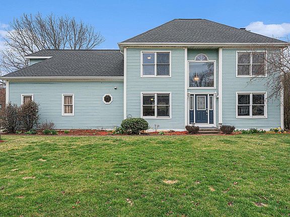 2nd image of 53919 Arrowwood Dr