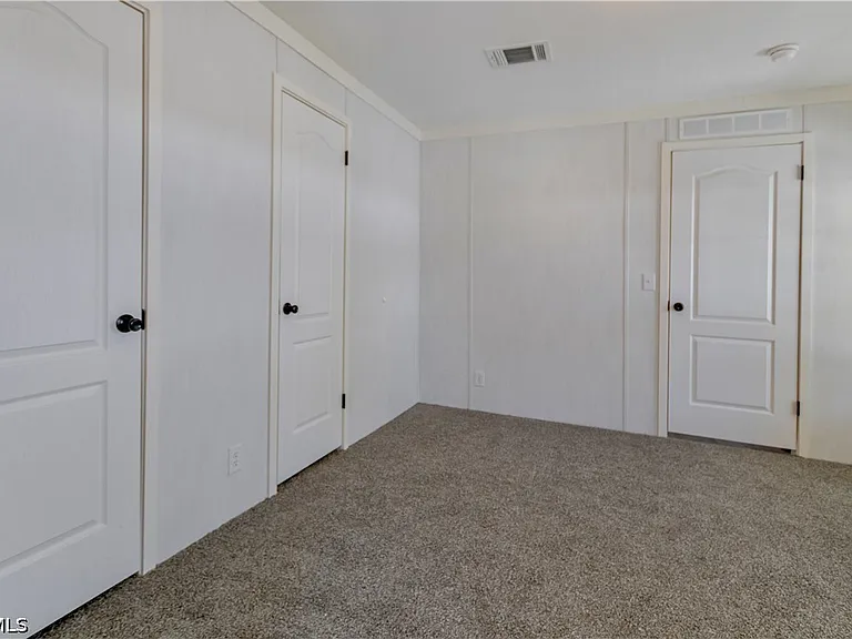 4944 Porky Ln — Photo 12