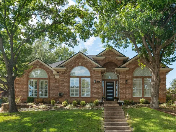 3217 David Dr, Hurst, TX 76054