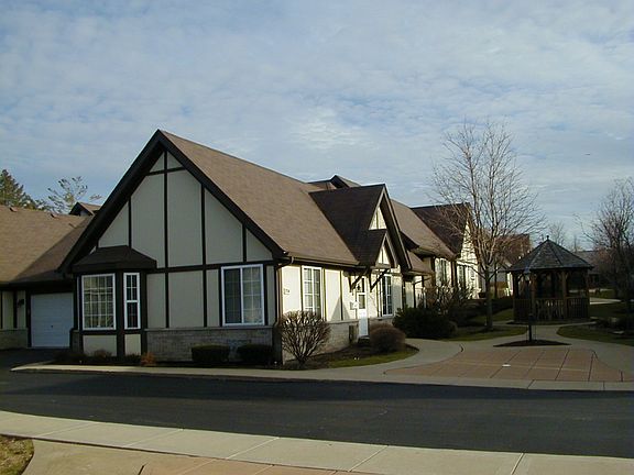 Bay window in Dining area