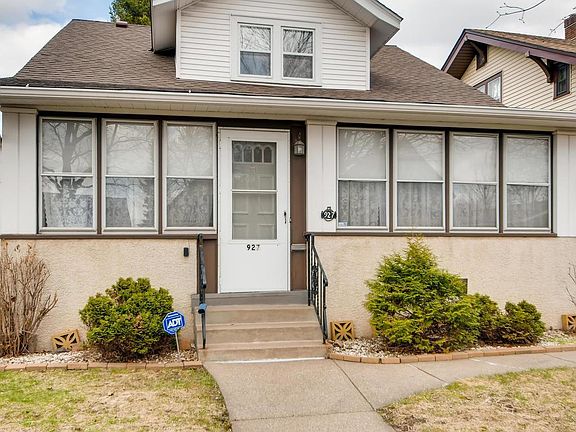 2nd image of 927 Lawson Ave E