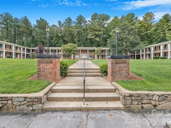 102 Boyd Dr #5C, Flat Rock, NC 28731