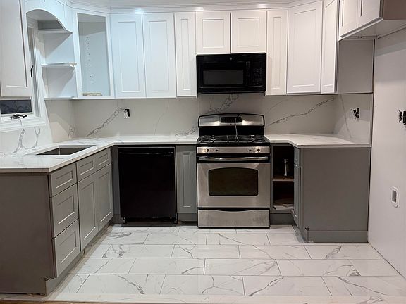 4th image of 3119 Liberty Ave APT 2
