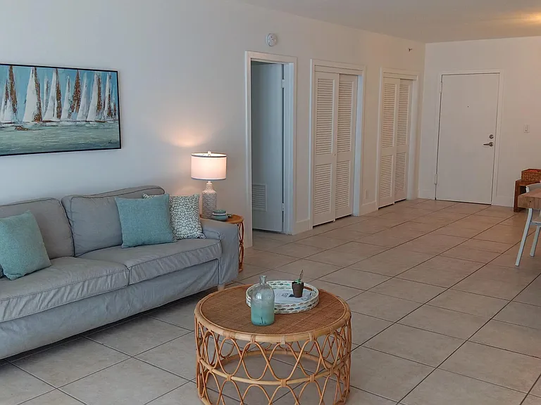 3001 S Ocean Dr #109 — Photo 9