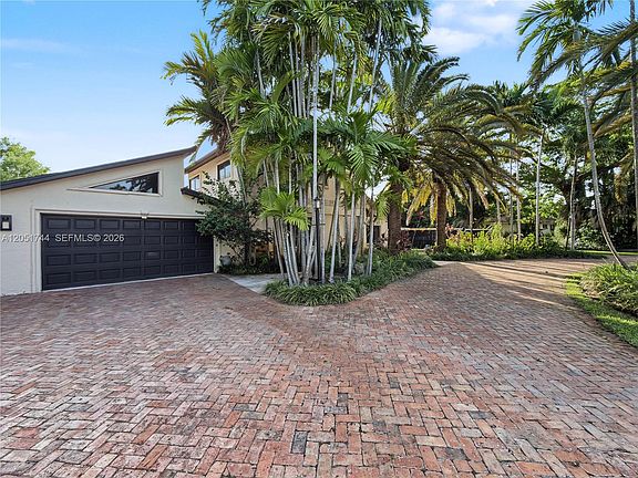 5th image of 9720 E Calusa Club Dr