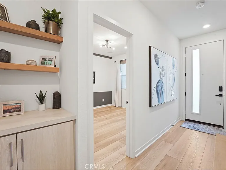 2941 W Lincoln Ave #3 — Photo 5