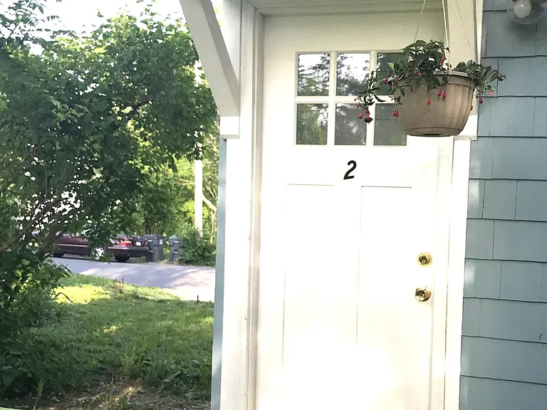 Private entry to the apartment