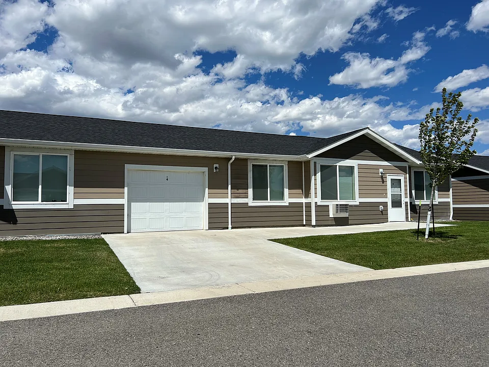 Triple Play Patio Home Apartments