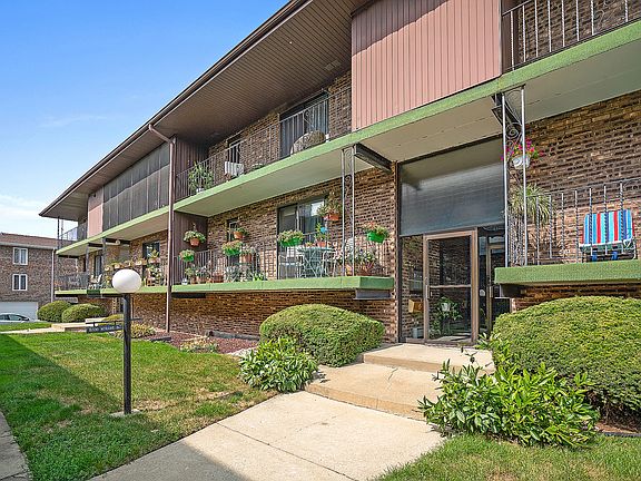 3rd image of 11330 Moraine Dr APT G
