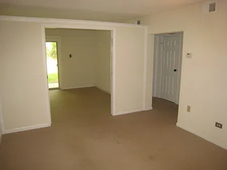 1 Bedroom Apartment in Gated Community with Pool! — Photo 3