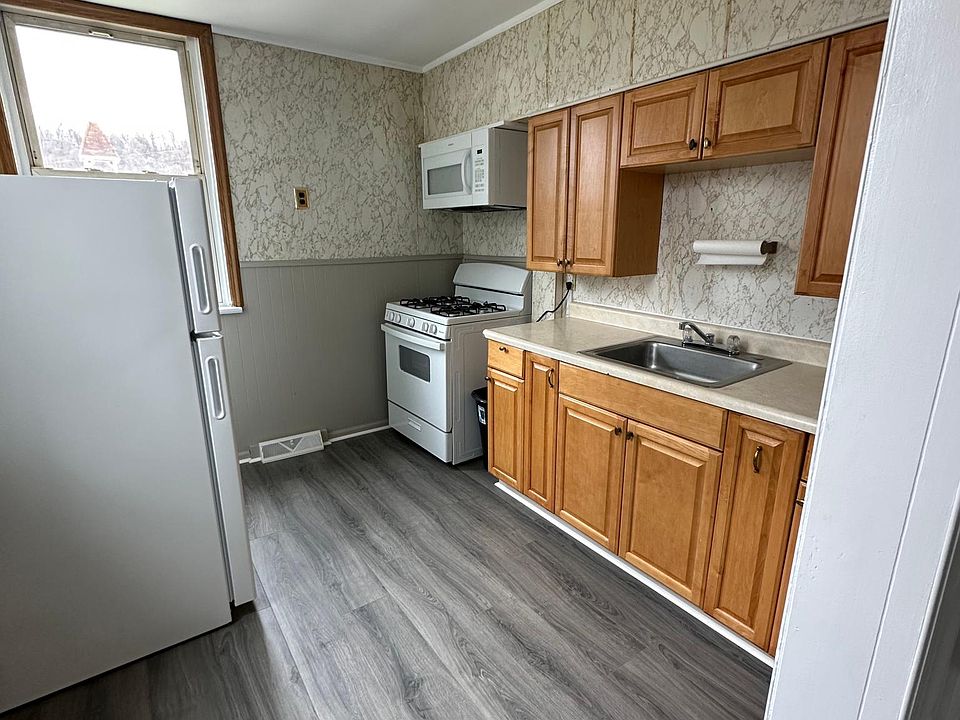 1116 7th Ave New Brighton PA Zillow