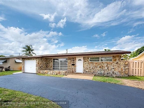 4th image of 8371 NW 25th St