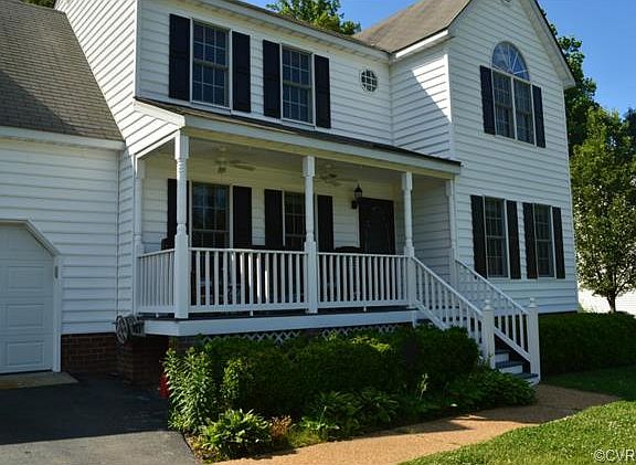 3rd image of 10256 Grand Hickory Dr