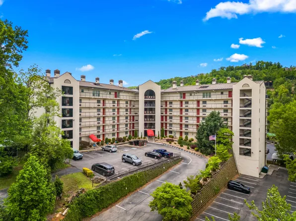 102 Baskins Creek Byp Unit 107, Gatlinburg, TN 37738