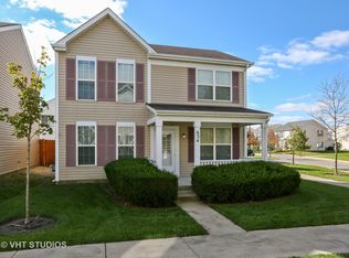 634 Four Seasons Blvd, Aurora, IL 60504