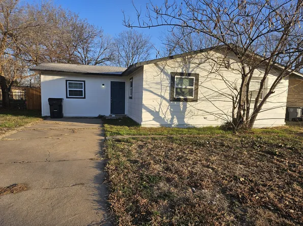 411 NW Greenmeadow Dr, Lawton, OK 73507