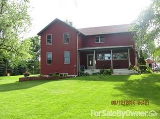 W13508 Tri County Rd, Ripon, WI 54971
