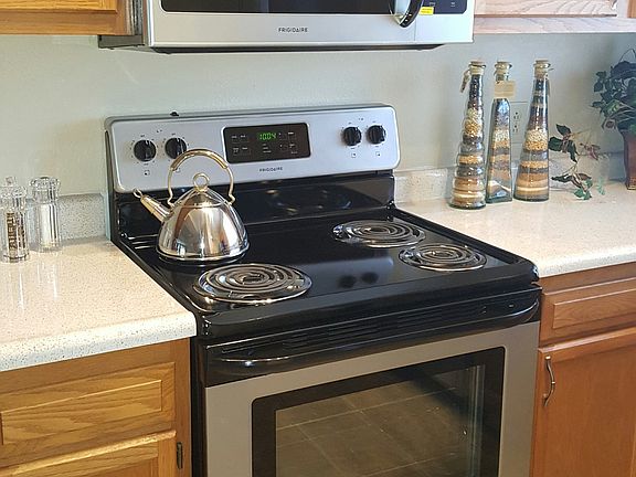 4th image of 2485 Edgewater Dr APT 3