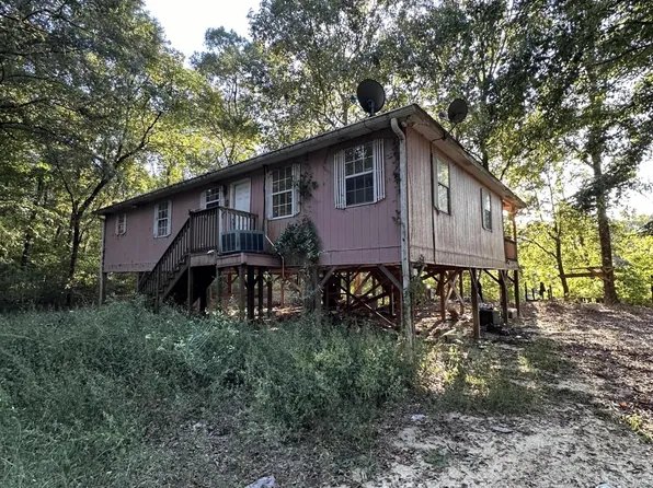 175 River Loop, Beaumont, MS 39423