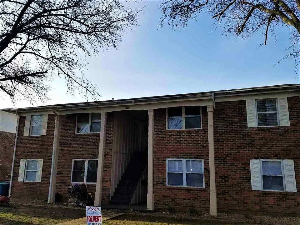 1st image of 707 Village Ln APT 32