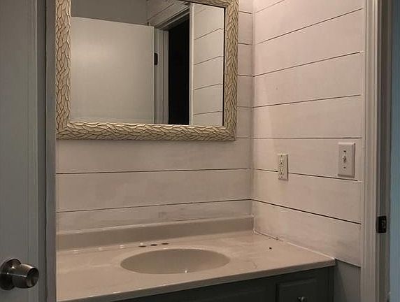 4th image of 1212 Whisperwood Dr