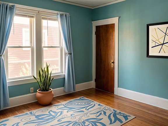 4th image of 62 Union St #2