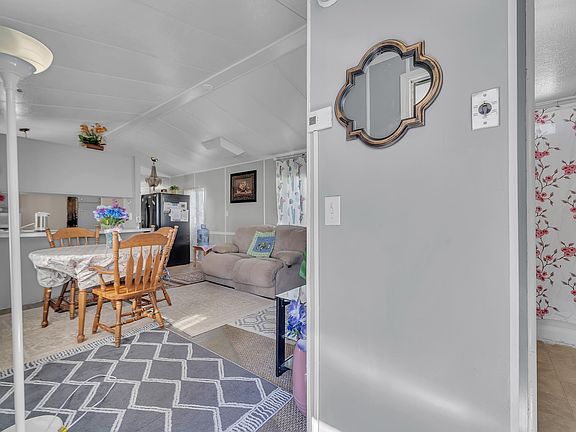 4th image of 45415 28th St E Spc 55