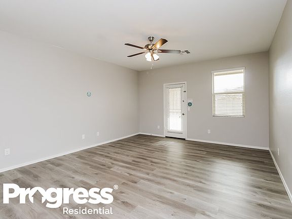 4th image of 4979 E Black Opal Ln