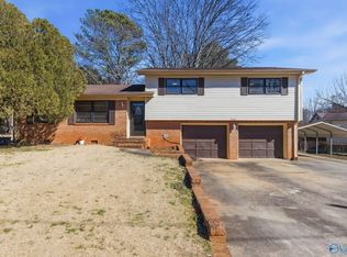 3116 Forsythe Dr NW, Huntsville, AL 35810