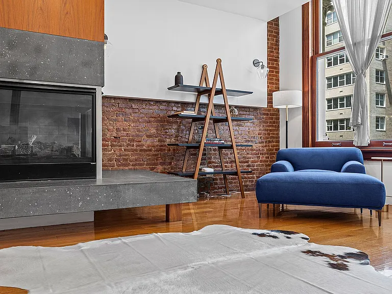 10 E 14th St #6 — Photo 11
