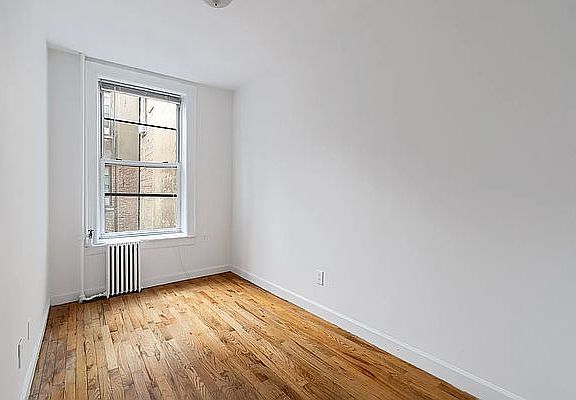 4th image of 150 Sullivan St APT 12