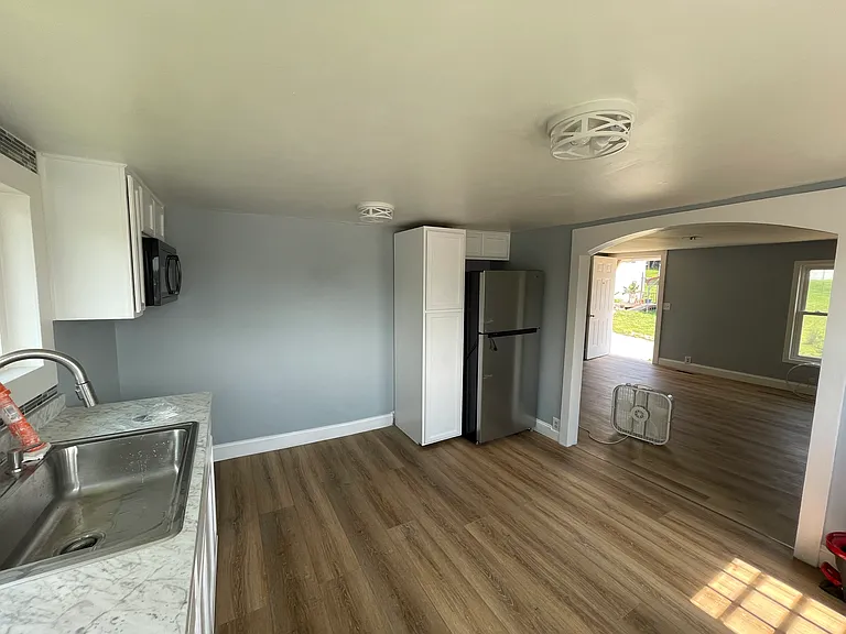 415 W Depot St #415 — Photo 17