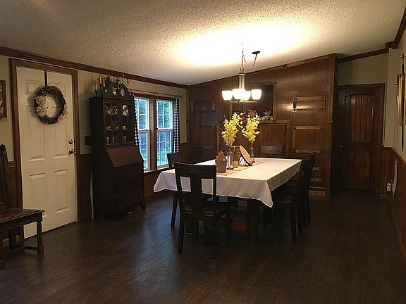 2nd image of 122 Dealwood Dr