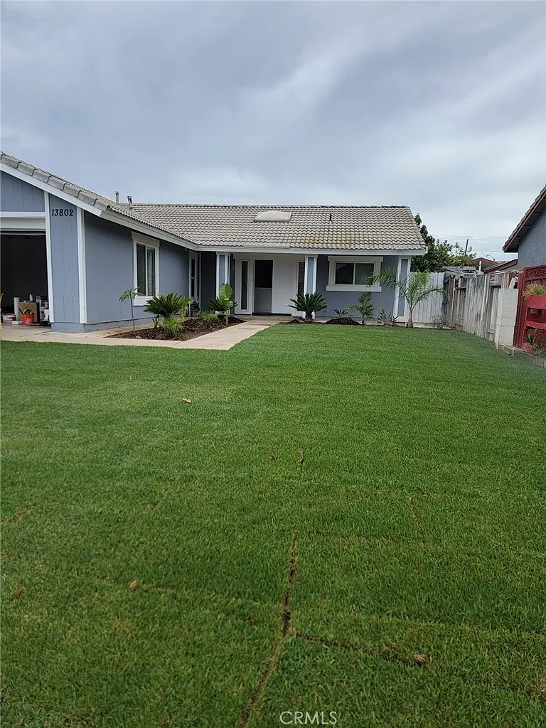 2 bed, 984 sqft, $2,600 — Photo 1
