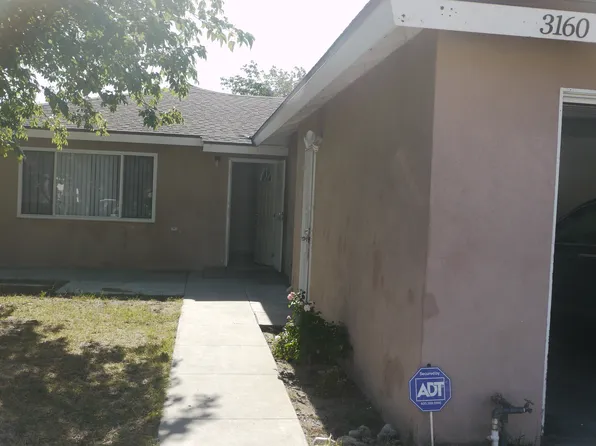 3160 Sanchez St N, San Bernardino, CA 92404