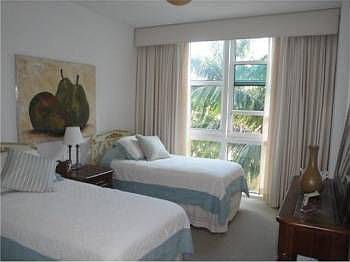 5th image of 347 N New River Dr E APT 311