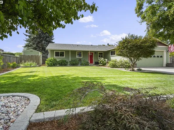 2310 NE 8th St, Gresham, OR 97030