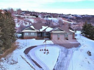 2401 13th St SE, Minot, ND 58701