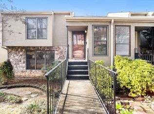 1704 Woodcliff Way, Atlanta, GA 30329