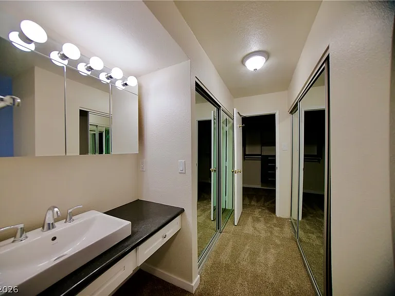 3111 Bel Air Dr #8E — Photo 36