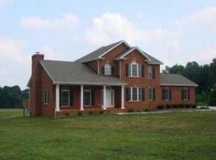 1174 Oak Lawn Dr N, Forest, VA 24551