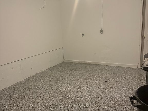 3rd image of 2940 Eaton St